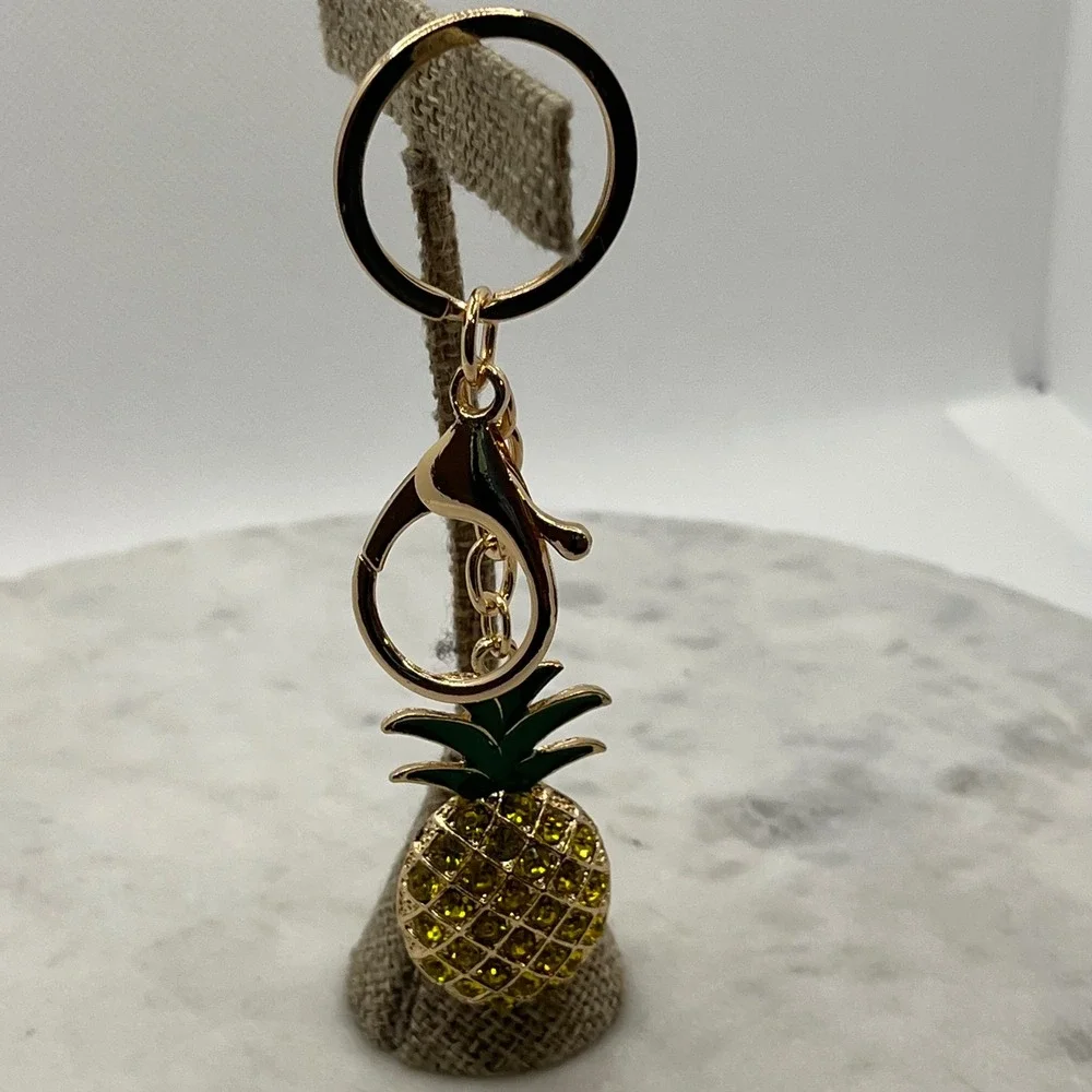 Pineapple Keychain Bag Charm Rhinestone Crystal Tropical Fruit‎ New Accessory